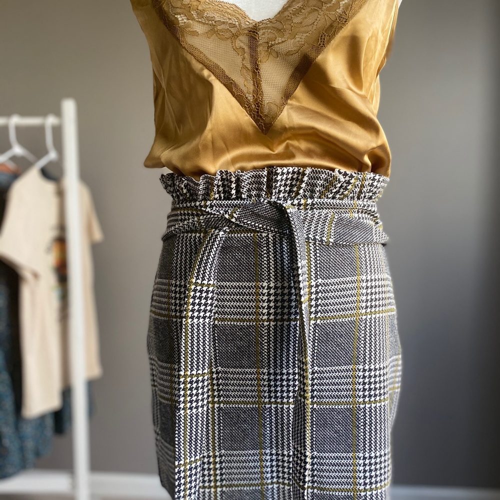 High Waisted Plaid Checker Tie Front Skirt - Picture 8 of 9